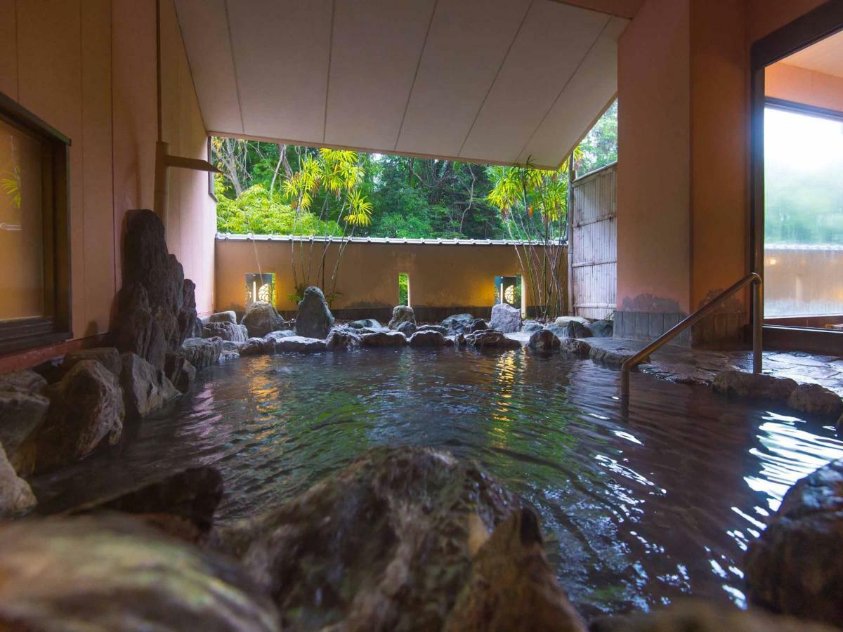 ホテル 榊原館 津市 エクステリア 写真